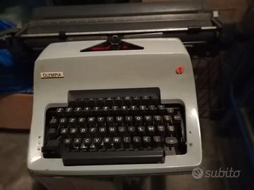 macchina da scrivere