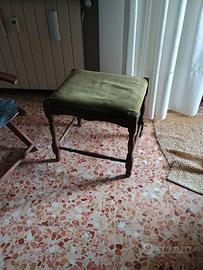 Sgabello verde e noce scuro 