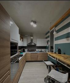 Bergamo trilocale con balcone, cantina, posto auto