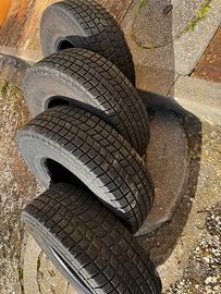 Pneumatici Gomme 235 75 15