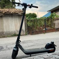 Monopsttino elttrico niu KQ12pro