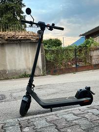 Monopsttino elttrico niu KQ12pro