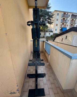 Attrezzo GYM multifunzionale