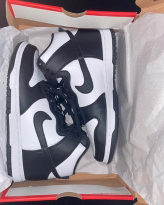 Nike Dunk Hi Retro numero 40 nuove mai usate 