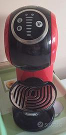 Macchina di caffè Nescafe' dolcegusto