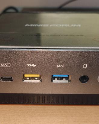 Mini PC UM700 AMD Ryzen 7 3750H 16GB RAM 512GB SSD