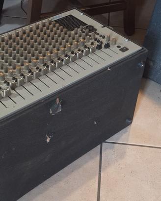 Mixer rac analogico 16 canali Phonic PM1600