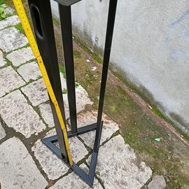 stativi reggi altoparlanti 