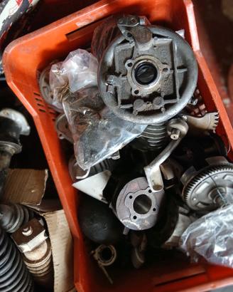 Ricambi per vespa 50