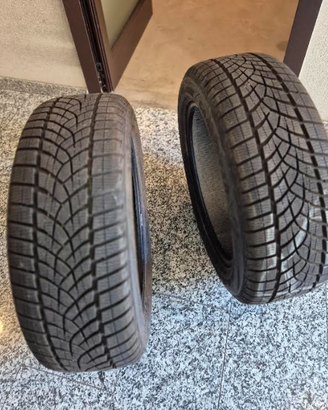 Pneumatici invernali GoodYear