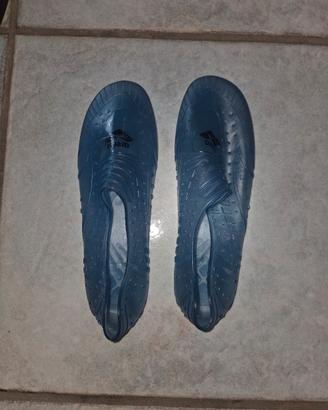 2 paia di scarpe scoglio in gomma