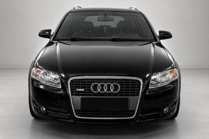 Audi A4 2.0 16V TDI Avant S-line