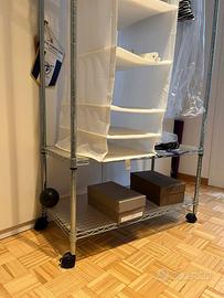 Scaffale con ruote finiture cromate