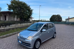 Daihatsu Cuore 1.0i 12V 5Porte CLIMA