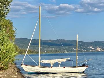 Barca a Vela Honnor Marine Longboat