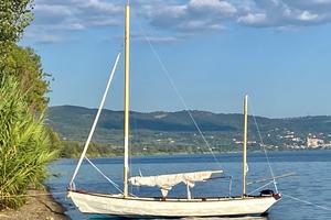 Barca a Vela Honnor Marine Longboat