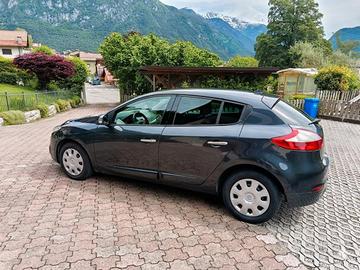 Renault Mégane 1.5 dCi 110CV  automatico EDC