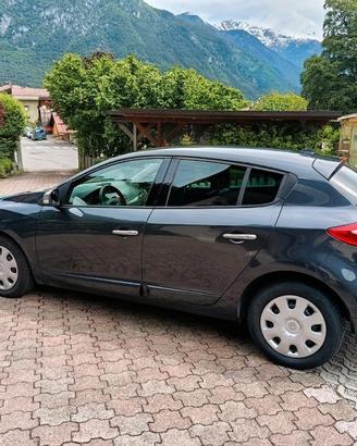Renault Mégane 1.5 dCi 110CV  automatico EDC