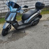 Scooter Kymco people s 300 i