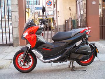 Aprilia SR GT 125 CBS