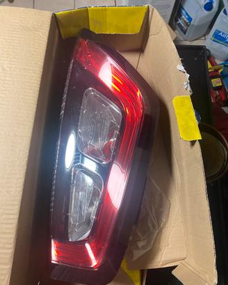 fanali fiat punto nuovi