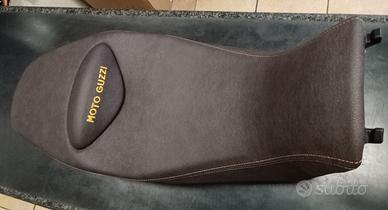 SELLA GUZZI V85TT CENTENARIO