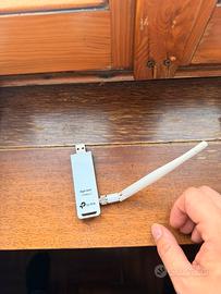 Adattatore TP-Link TL-WN722N (V2)(NO MONITOR MODE)