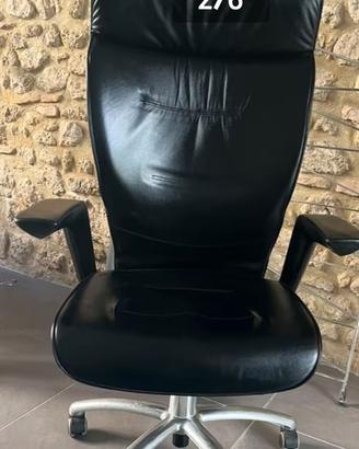 Poltrona Frau Brief President pelle schienale alto