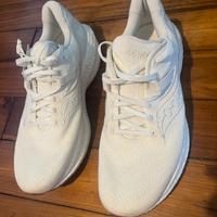 Scarpe Saucony running