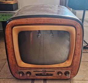 Televisore vintage Geloso