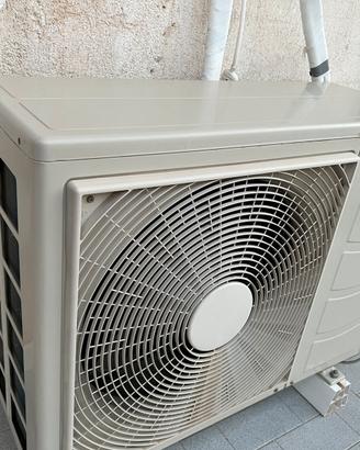 Condizionatore Daikin siesta unità esterna 18000