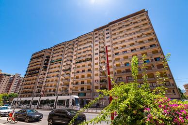 Panoramico 7 vani, l. da vinci, triplo prospetto