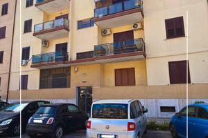 Salinella - Via Lago di Garda 3vani+acc+cantina