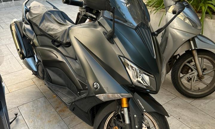 T Max 530 iron max solo due proprietari