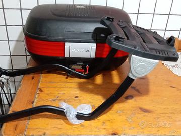 bauletto givi con supporto e varie centraline Kawa