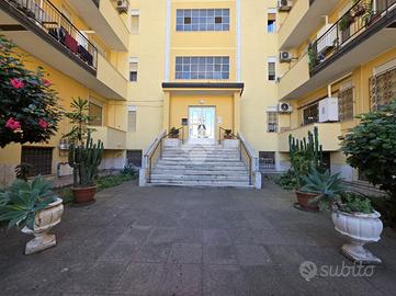 5 LOCALI A REGGIO DI CALABRIA