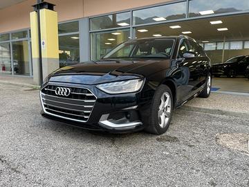 Audi A4 30 TDI/136 CV S tronic Business Advanced