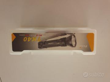 torcia fenix tk40