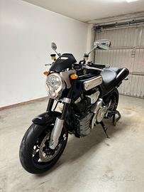 Yamaha MT-01 (Stage 1 - scarichi Akrapovic)
