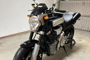 Yamaha MT-01 (Stage 1 - scarichi Akrapovic)