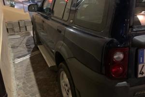 Land rover freelander