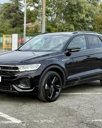 VOLKSWAGEN T-Roc R LINE