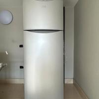 frigorifero Hotpoint ariston 