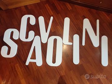 Lettere insegna Scavolini
