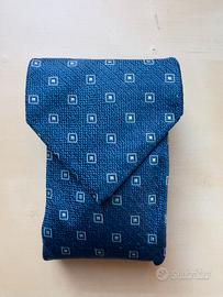 Cravatta Barton Moda, 100% seta. Blu con quadrati