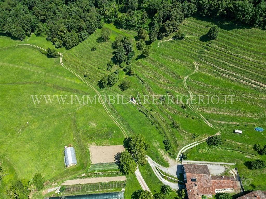Rustico / Casale di 240 m² con 4 locali a Cisano B - Vista 3