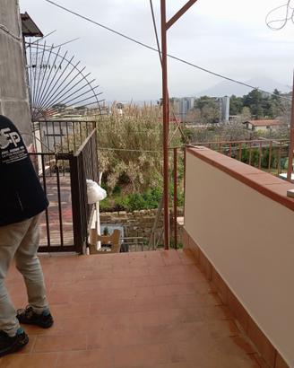 Bilocale con terrazzo