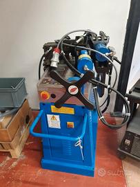 CURVATUBI CON ANIMA ERCOLINA MOD. TOP 030 TRIFASE