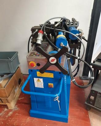 CURVATUBI CON ANIMA ERCOLINA MOD. TOP 030 TRIFASE