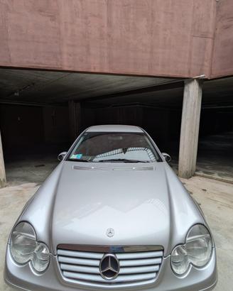 Mercedes-Benz C 180 Kompressor Sportcoupé – Unica,